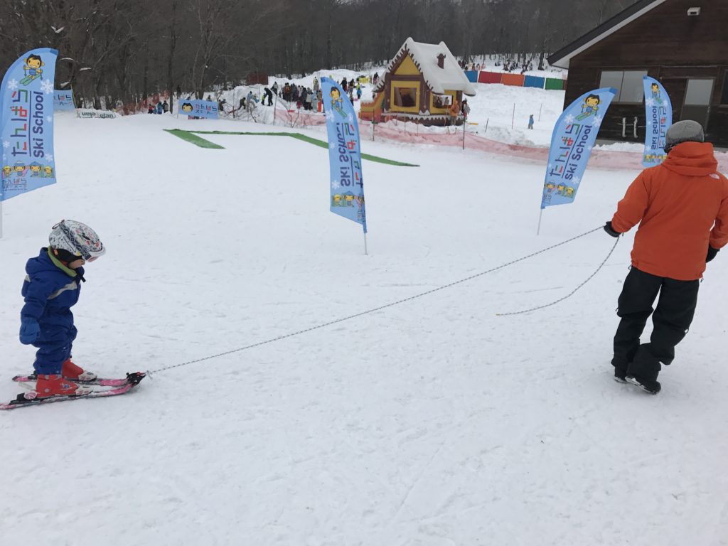 3歳4歳幼児のスキー教え方コツ 子供がゲレンデを滑れるようになるまでを教えます まいにちrainbow